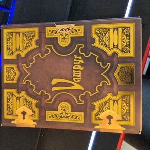 Buffy the Vampire Slayer Rare Pin Palz Vampyr Book